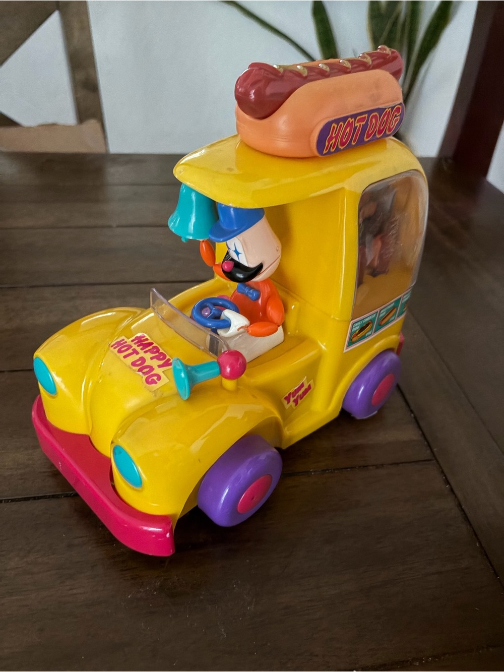 Vintage 1992 Metro Toy Dancing Hot Dog Car Truck Sound Works No Motion